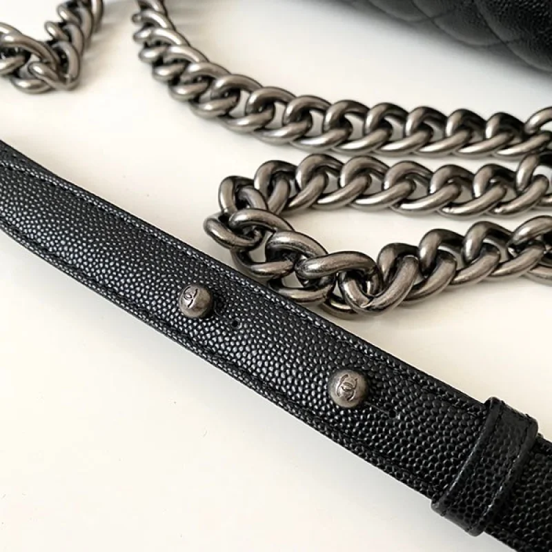シャネル ボーイシャネル25cm コピー ブラック/シルバー金具 shw99193