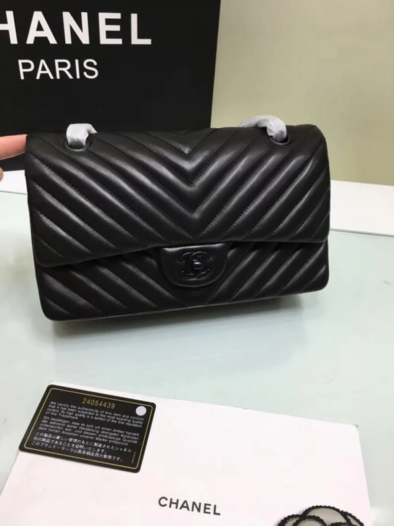 送料込 シャネル 偽物 ショルダーバッグ チェーンバッグ shz07994