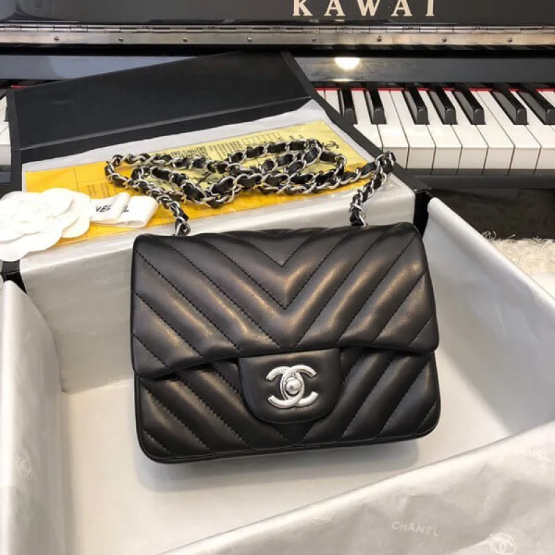 欲しい♡超限定♪ シャネル コピー ミニ フラップ バッグ チェーンバッグ shz46873
