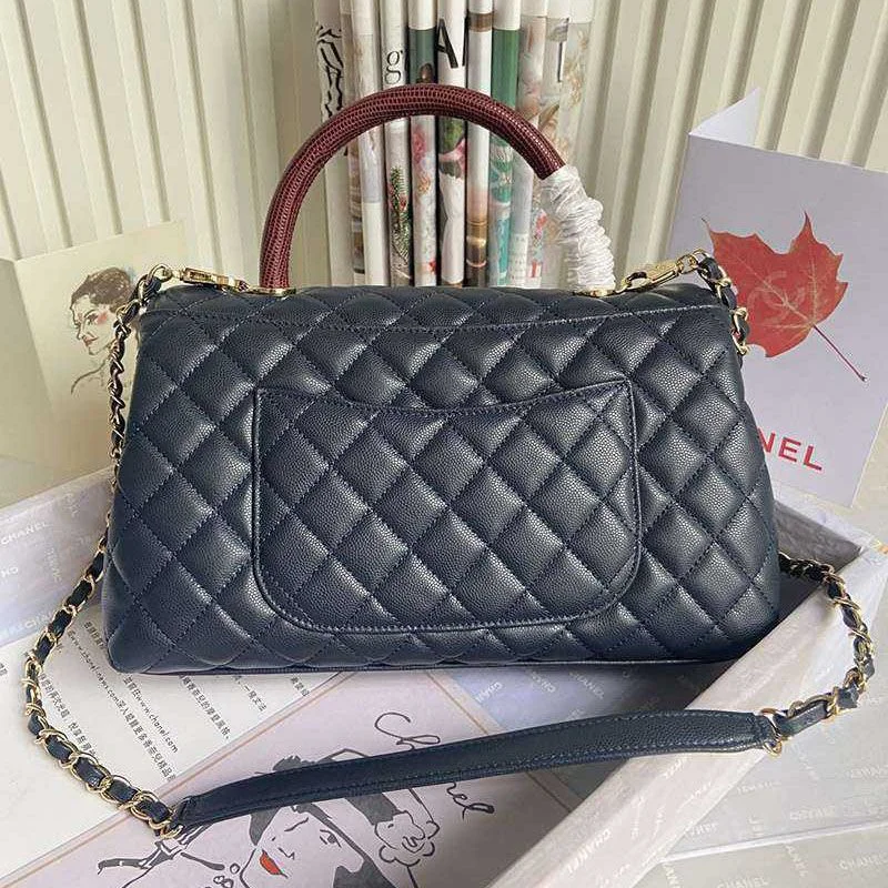 21-22AW 大人気♪シャネル コピー キャビアスキン ショルダーバッグ shz55522