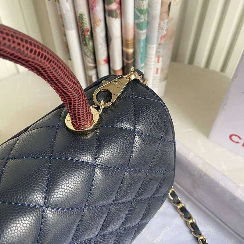 21-22AW 大人気♪シャネル コピー キャビアスキン ショルダーバッグ shz55522