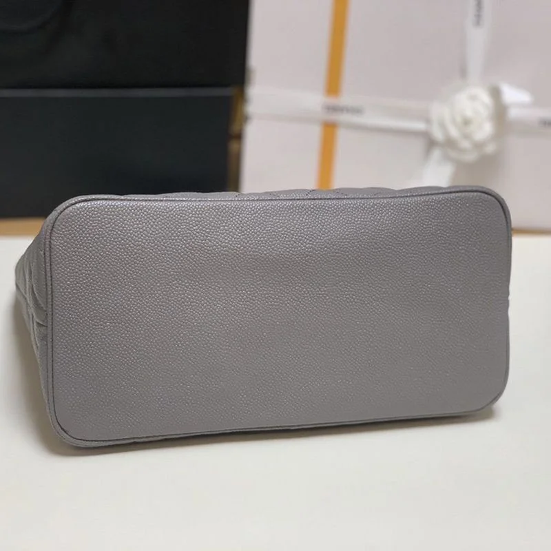 新色☆限定 シャネル キャビアスキン ヒルトンバッグ コピー shz62532