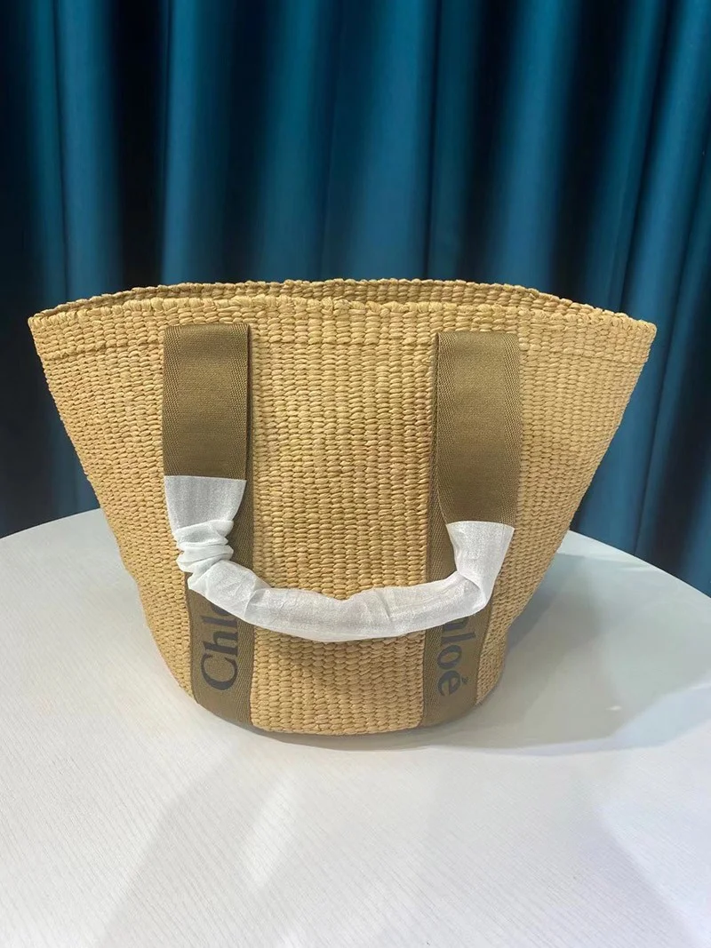 日本未入荷 クロエ woody コピー かごバッグ ☆ラフィアトートバッグ☆送料込 CHC21US380E6520F