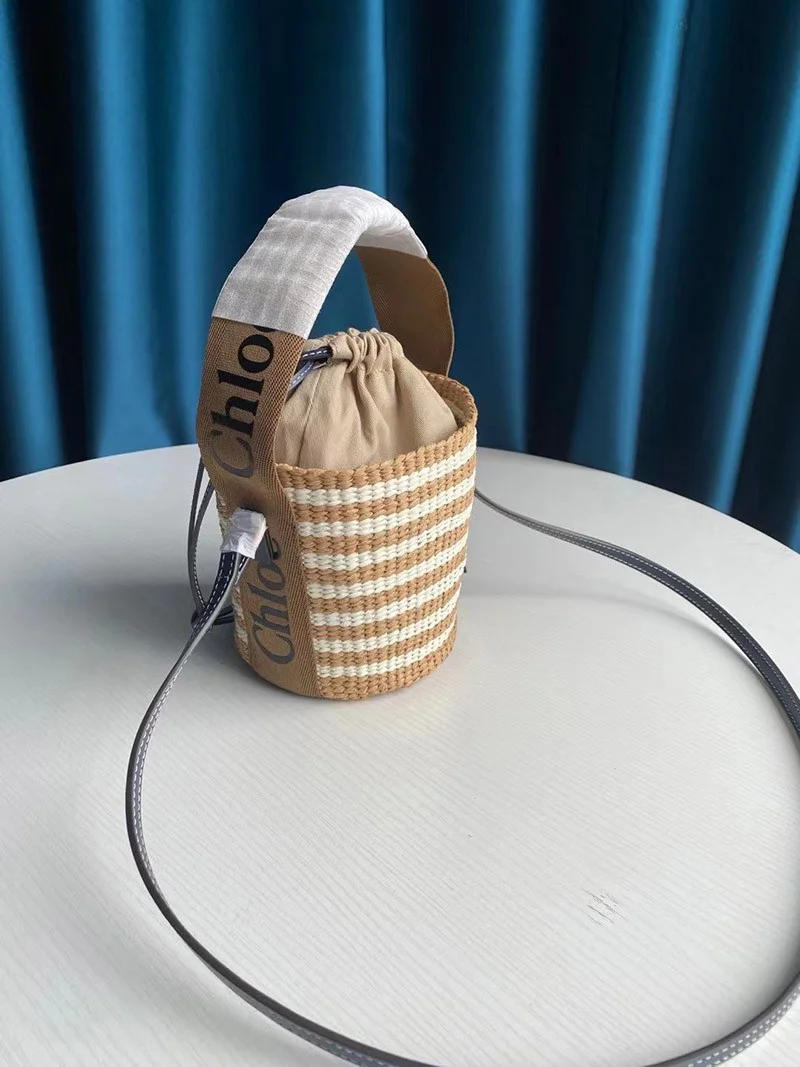 大人気♪ クロエ woody コピー かごバッグ スモールカゴバッグ CHC21US381E65101