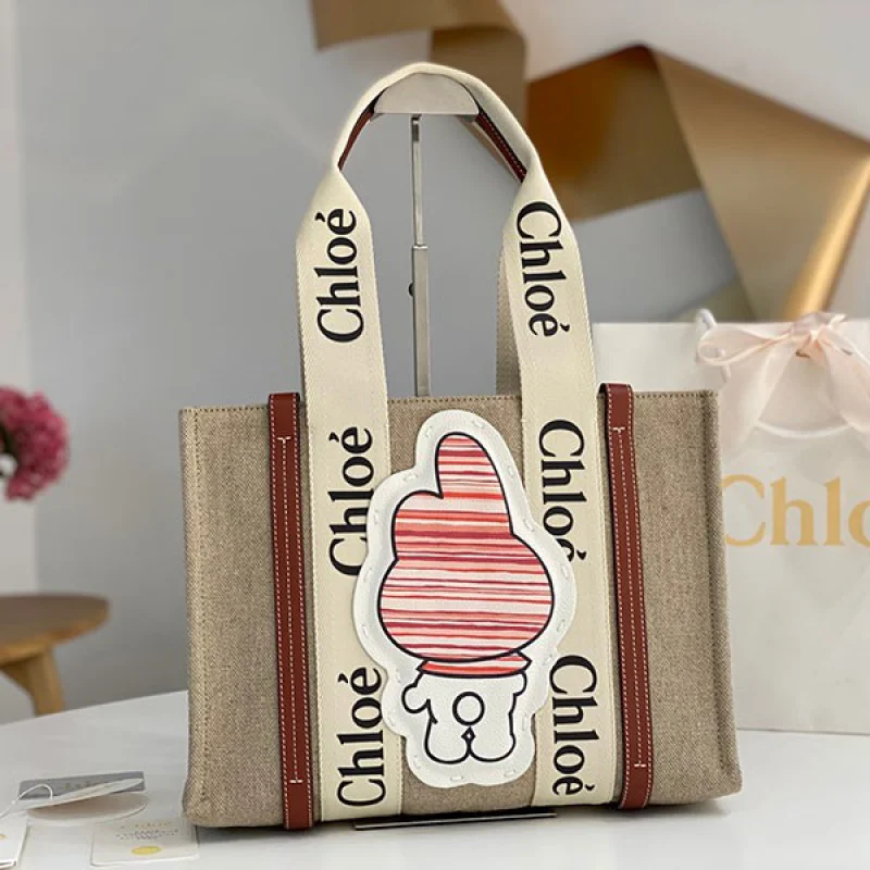 ブランドクロエ woody コピー ミディアムトートバッグ CHC23SS383J7369A CHC23SS