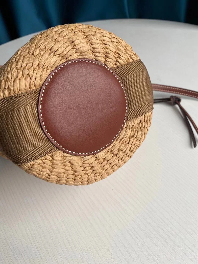 大人気♪ クロエ woody コピー かごバッグ スモールカゴバッグ chf57496
