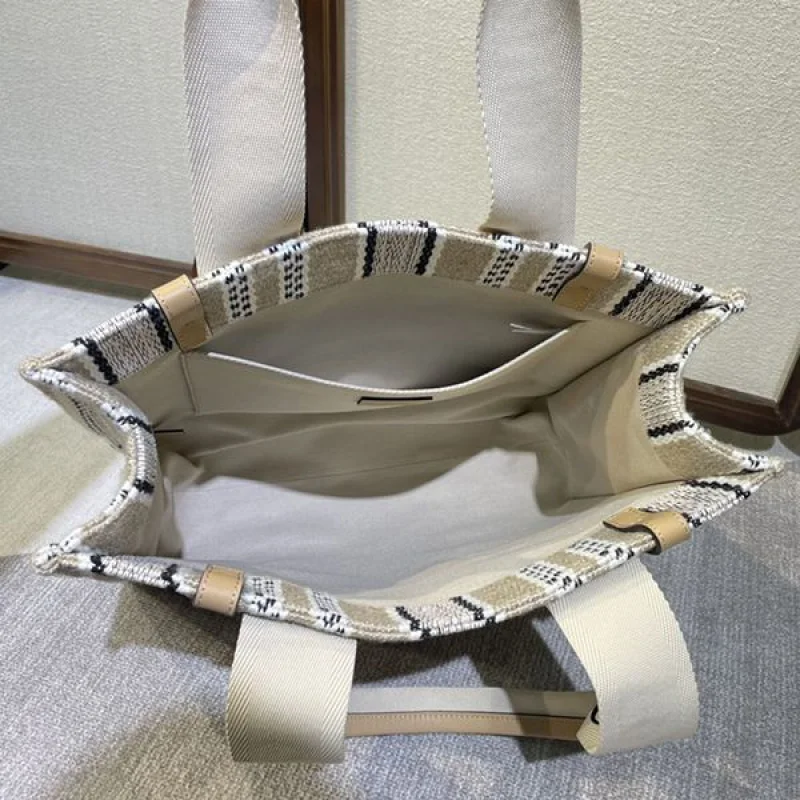 クロエ＊woody nano tote ナノ キャンバストートバッグ コピー chg85084