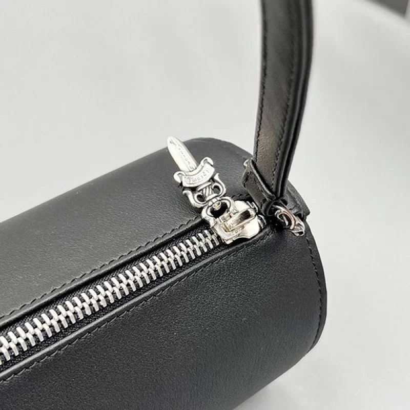 注目度抜群!クロムハーツ コピー クロス バケツバッグ Kun45818