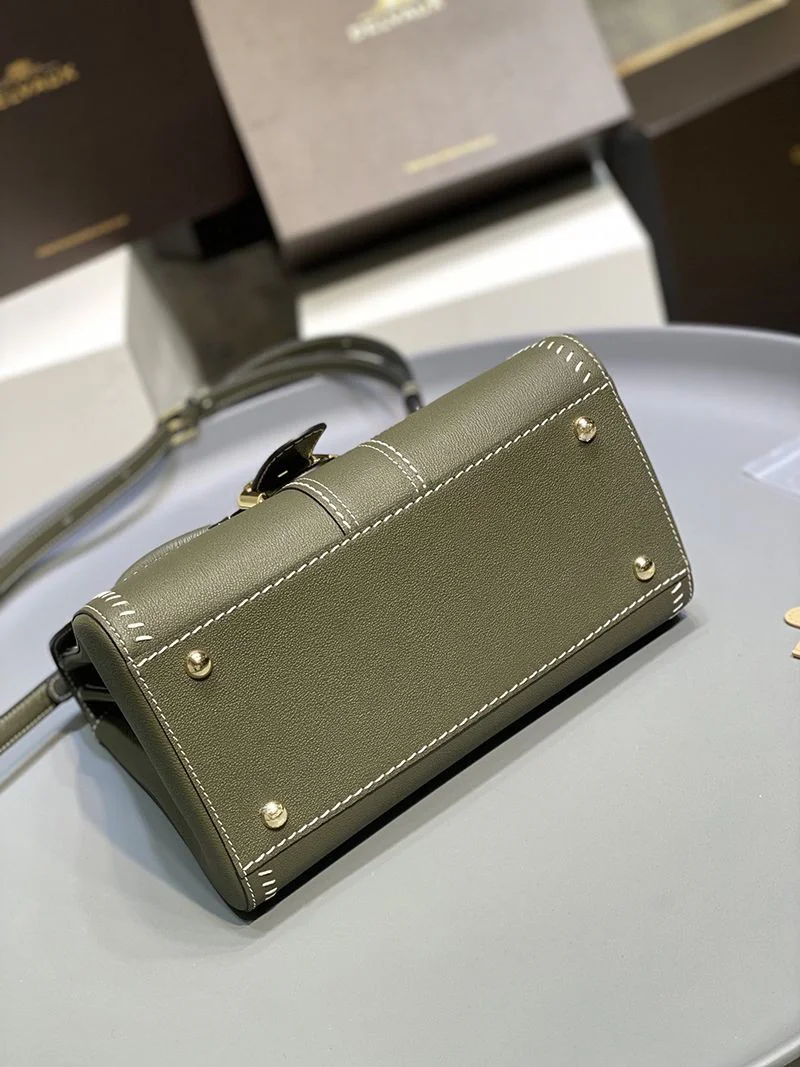 21-22AW デルボー カーフスキン ブリヨン ショルダー ハンドバッグ コピー 2サイズ☆送料込 AA0406ADW0AKSP