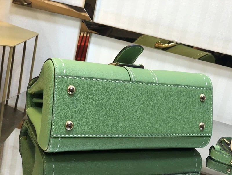 送料込デルヴォー 偽物☆ブリヨン ハンドバッグ ブリヨン 3サイズ☆送料込 Deg26040