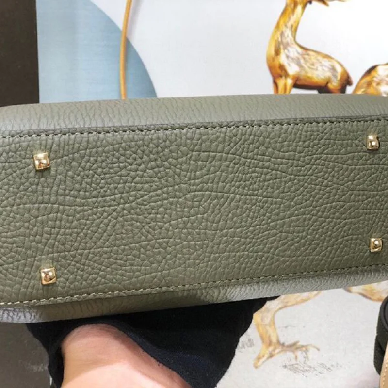 人気デルボー 偽物バッグ タンペート ★テンペテ スモールin Supple Calf★2way Dei74892