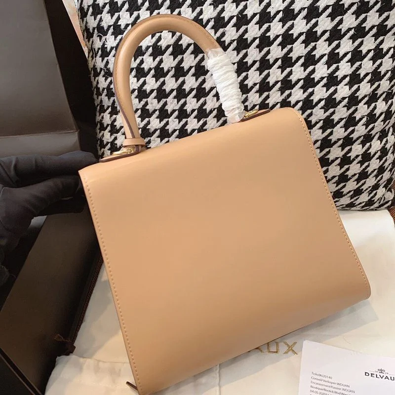 争奪戦【デルボー ハンドバッグ コピー激安】ブリヨン Ivoryステッチ ミディアムハンドバッグ Dej22268
