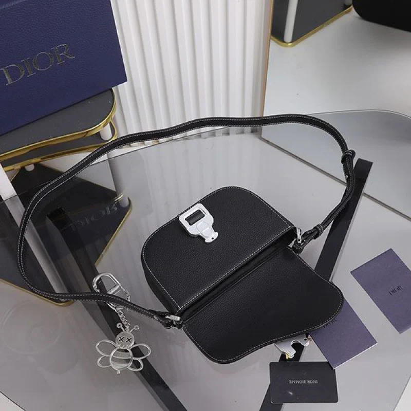 激安価格!ディオール SADDLE ポーチ カーフスキン ショルダーバッグ コピー 2ADCA435YKK