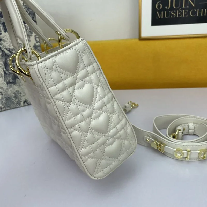 100%実物写真 MY ABCDIOR レディ ディオール バッグ コピーラムスキン M0538ONGH_M030