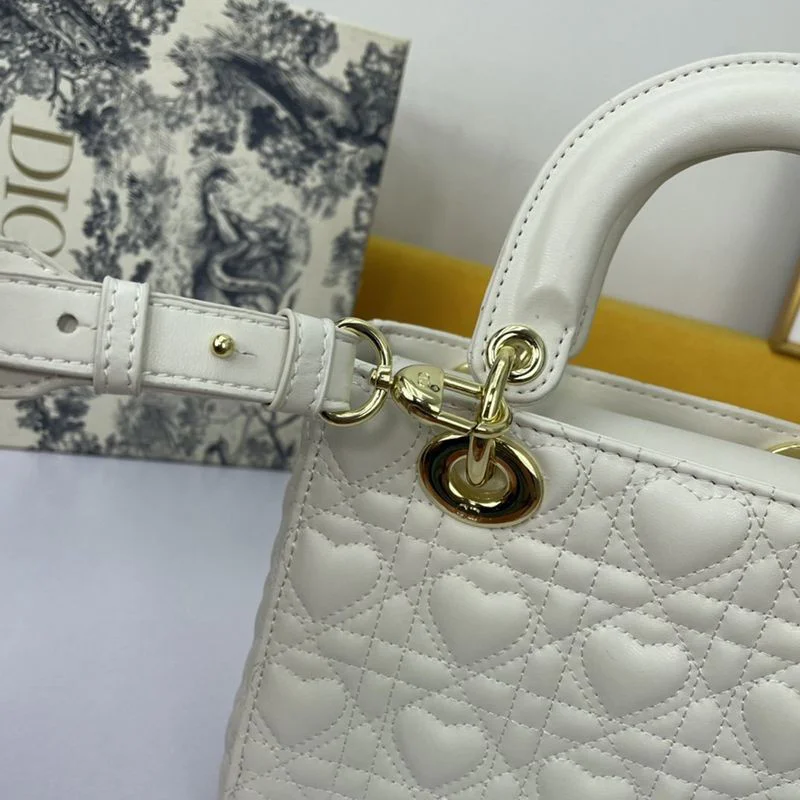 100%実物写真 MY ABCDIOR レディ ディオール バッグ コピーラムスキン M0538ONGH_M030