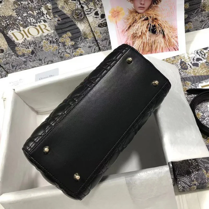 《バイラ 付録 ディオール》レディディオール コピー ミディアムバッグ M0565ONGE_M900
