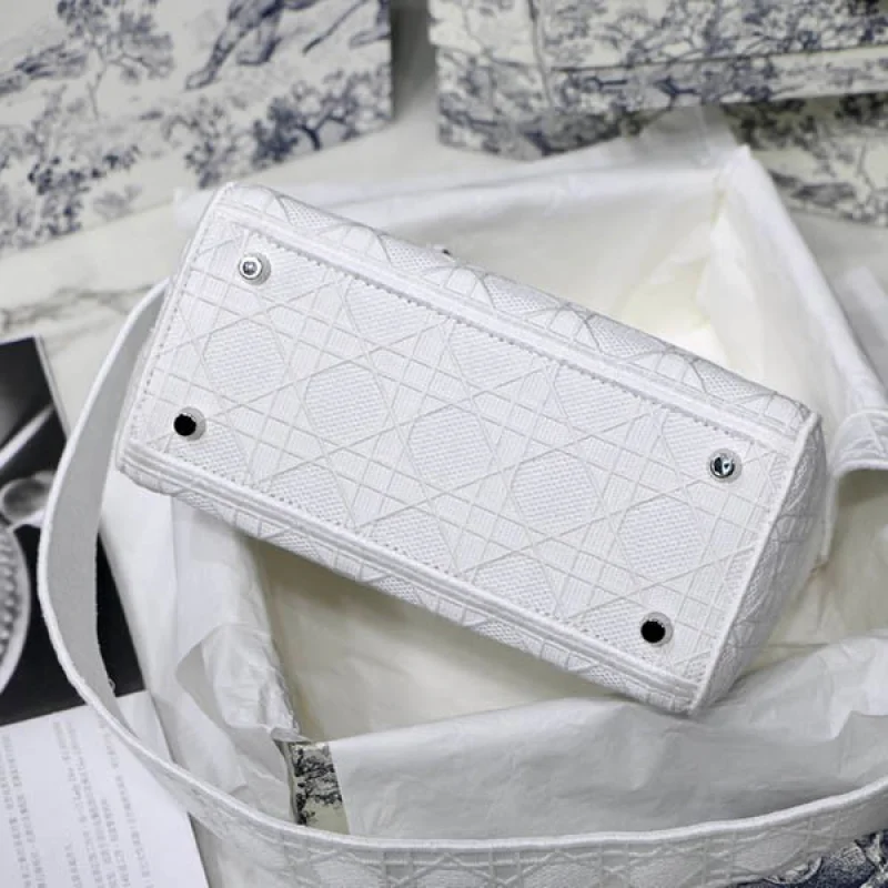 バイラ 付録 ディオール!中村アンさん愛用のMEDIUM LADY D-LITE BAG★ M0565PREY