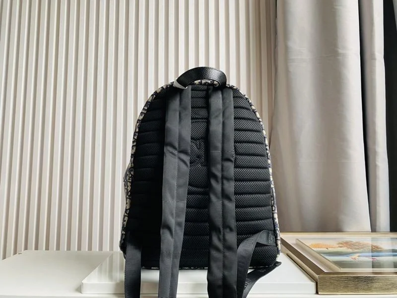 ディオール 20/21AW新作 オブリーク TRAVEL バックパックコピー M6104STZQ_M928 M6104STZQ_M928