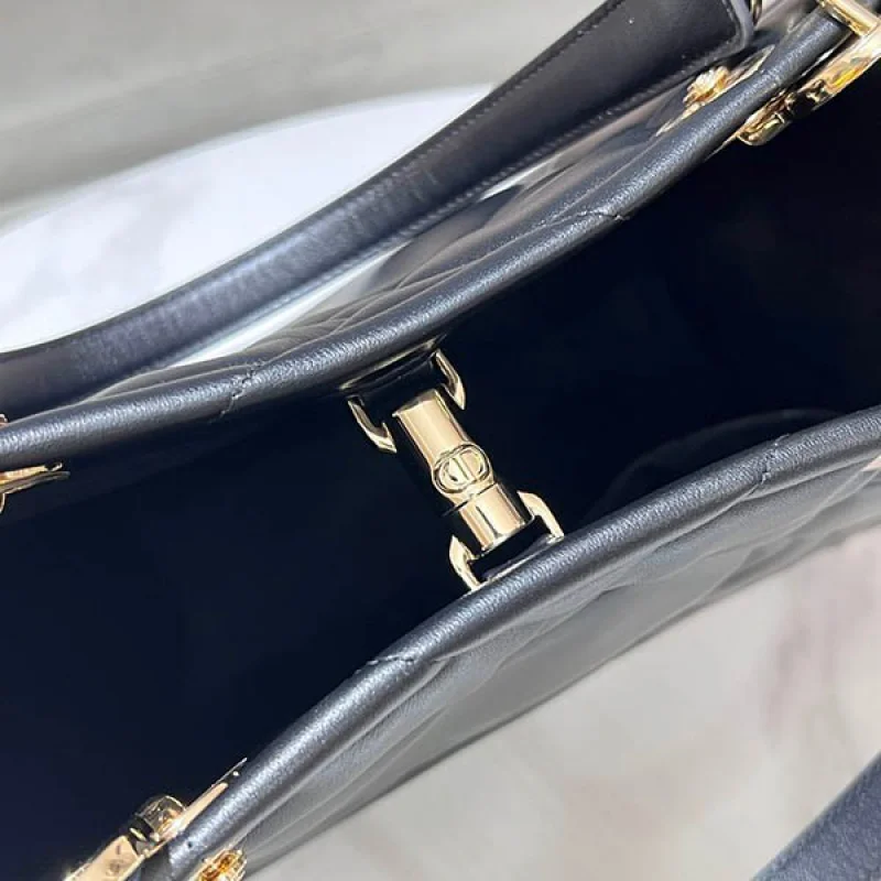 希少 ディオール エッセンシャル コピー ミディアムトートバッグ M8721OZVJ_M900