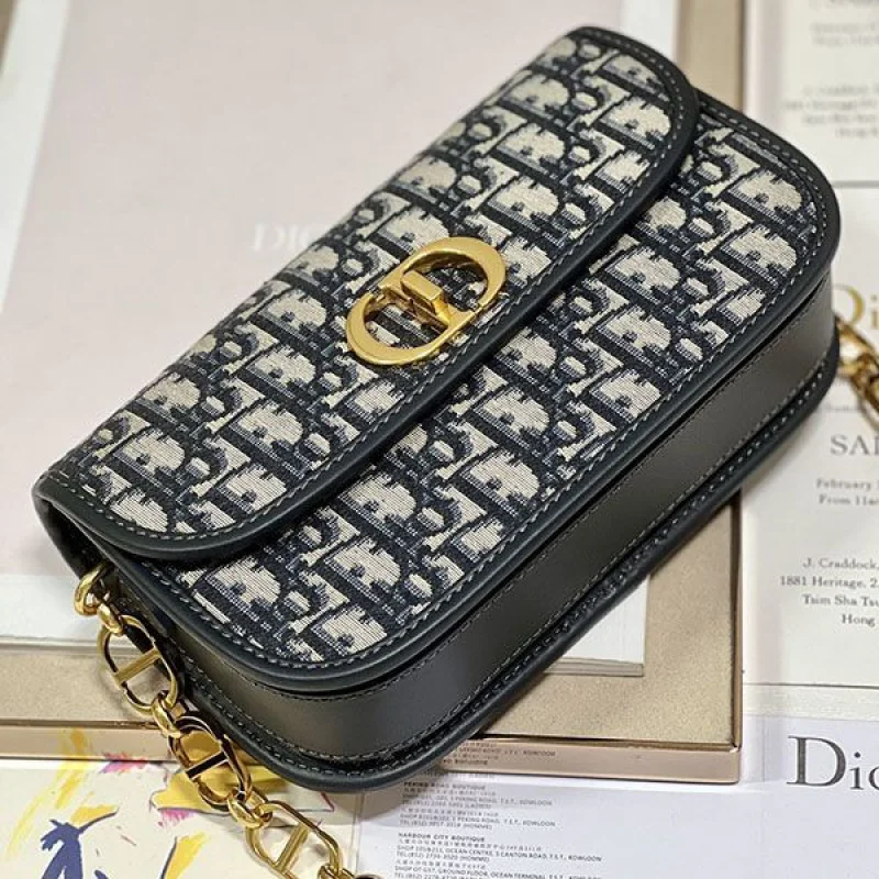 セレブ多数愛用ディオール オブリーク ジャカード コピー 30 MONTAIGNE AVENUE バッグ M9260UTZRM928