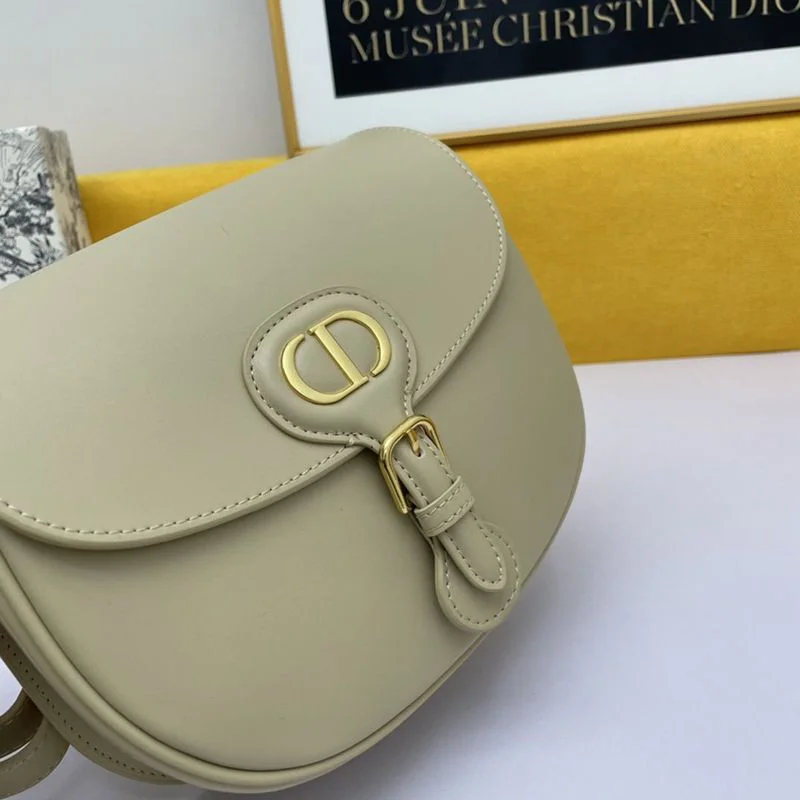 ディオール BOBBY ミディアムバッグ 偽物ボックスカーフスキン M9319UMOL_M39U