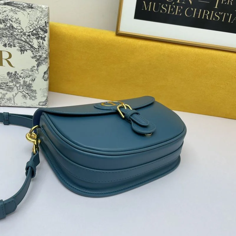 ディオール BOBBY ミディアムバッグコピー ボックスカーフスキン M9319UMOL_M90B