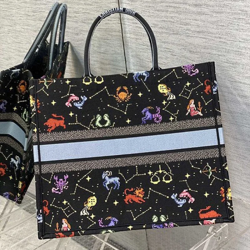 最安値挑戦ディオール BOOK TOTE コピー ジャルダン ディヴェール 花柄 刺繍 dee35400