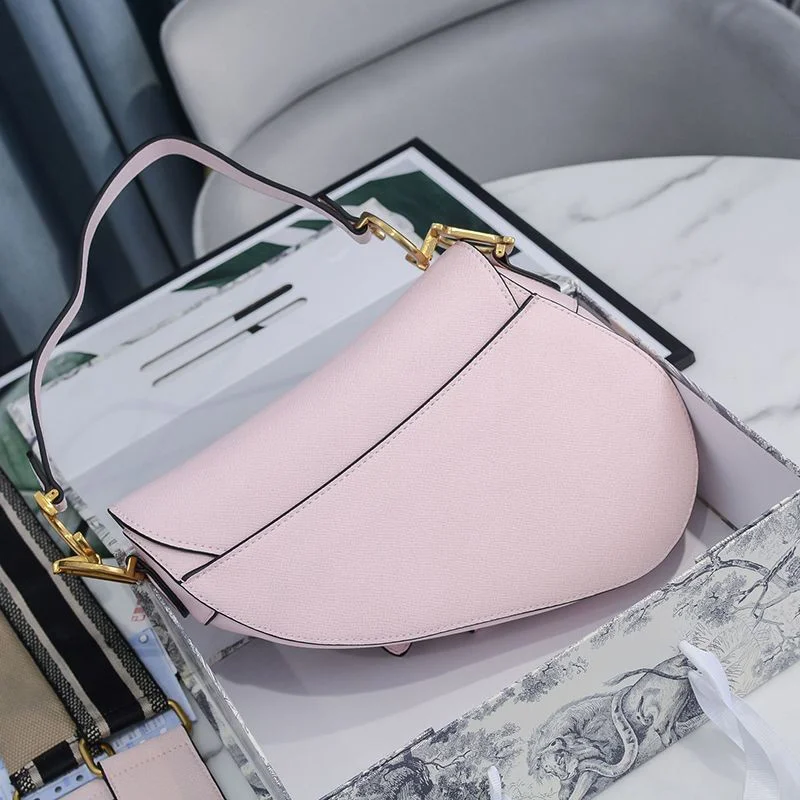 春もの新作 ディオール コピー ショルダーバッグ サドルバッグ dee76323