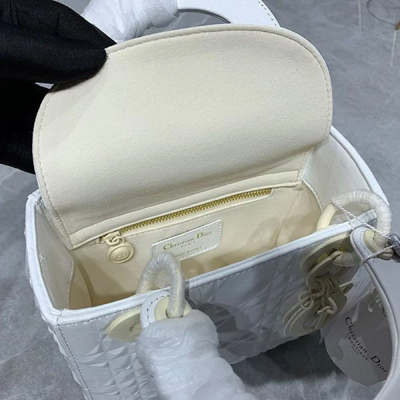 世界中で大人気♪レディディオール ミニバッグ 偽物 カナージュ カーフスキン deh58241