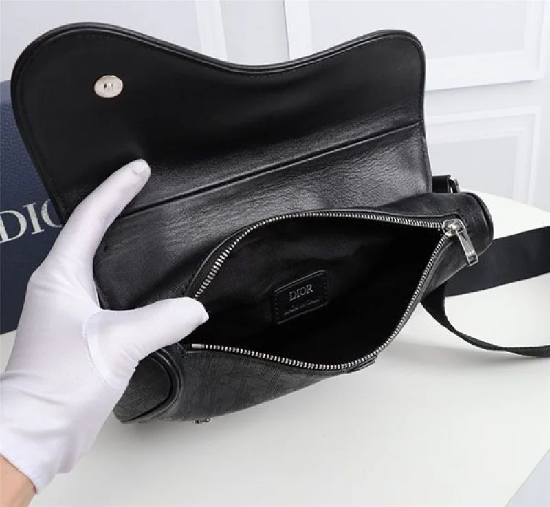 人気No1 ディオール★グレインドカーフスキン Saddle(サドル) バッグ 偽物 den49587