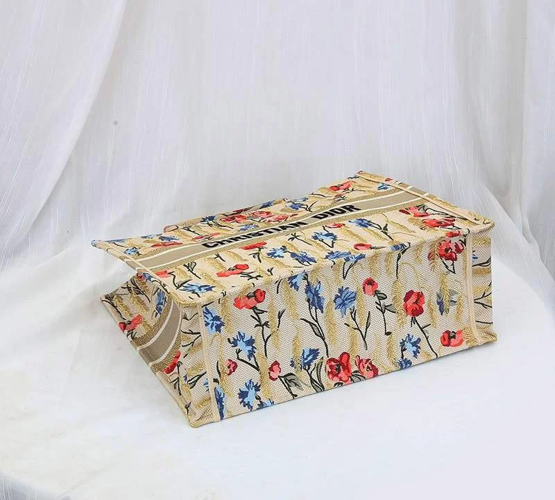 超希少!ディオール 偽物 ブックトート ハイビスカス刺繍 2サイズ den85817