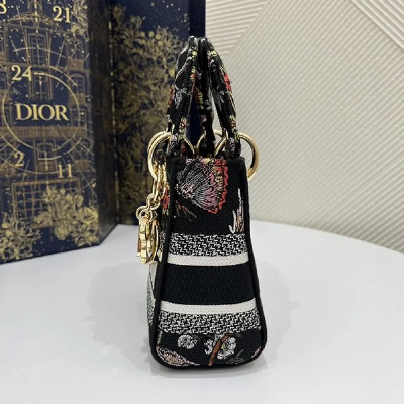 新作入手困難 レディディオール コピー ハンドバッグ 送料込 deo18732