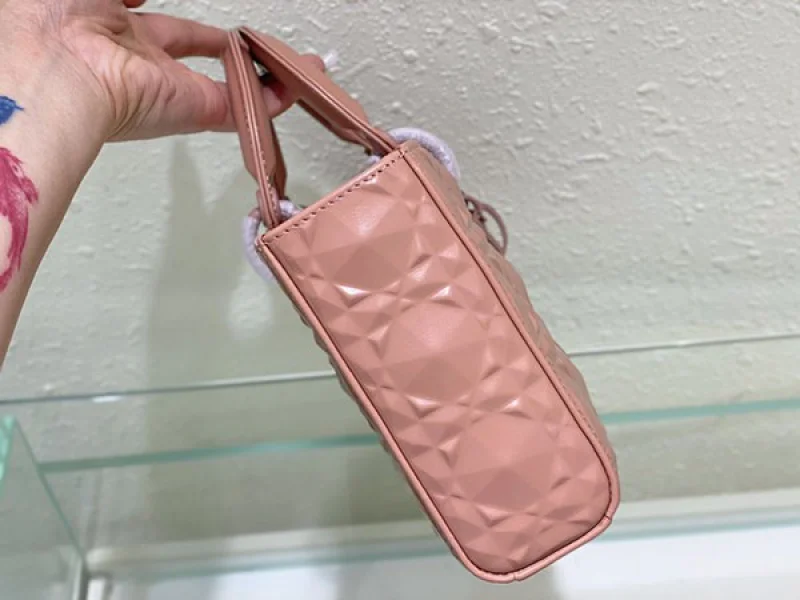 超希少！【ディオール】LADY D-JOY バッグ コピー カナージュ カーフスキン del92920