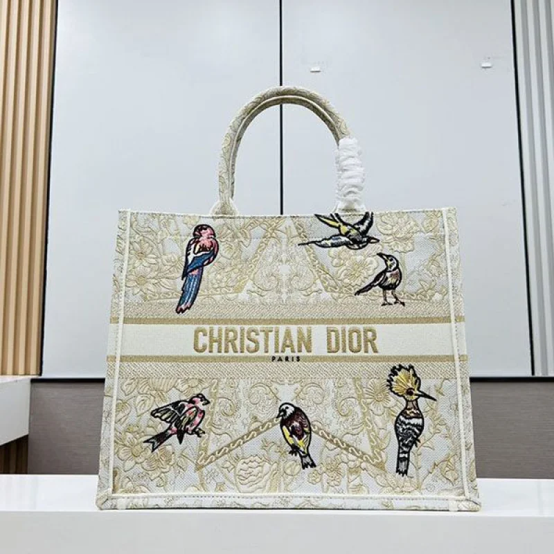 ディオール Large 刺繍入り トートバッグ コピー ブックトート deu27040