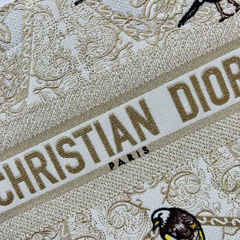 ディオール Large 刺繍入り トートバッグ コピー ブックトート deu27040