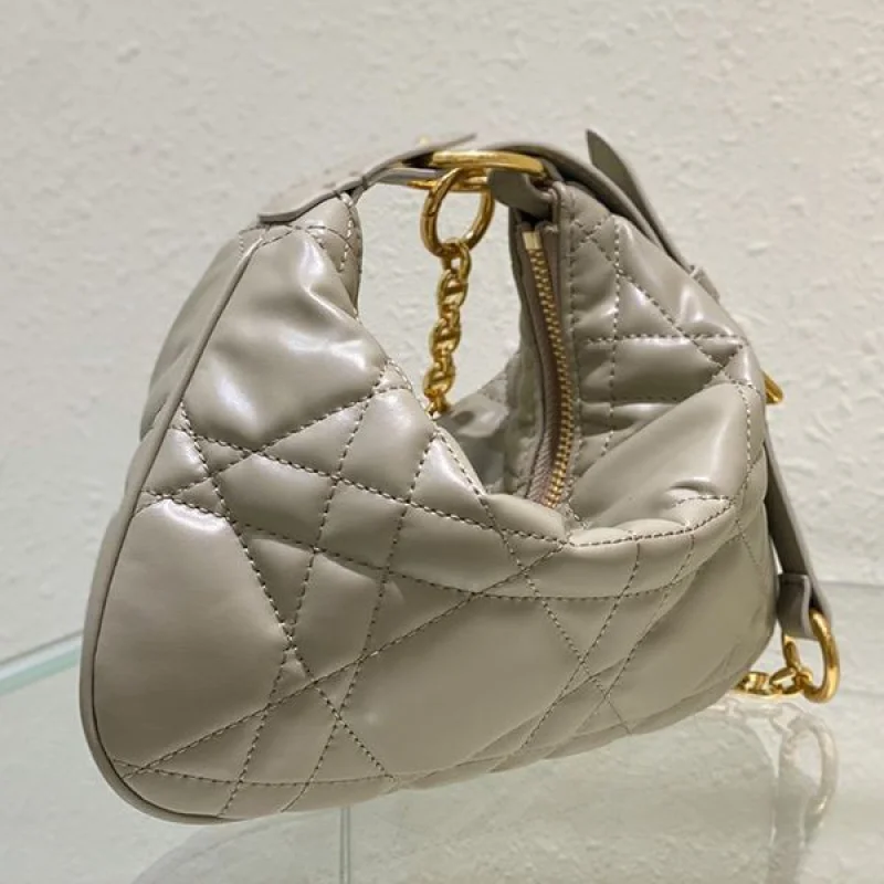大人気!!新色ディオール グレー Caro ハンドバッグ コピー dex38493