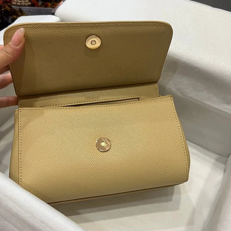 ドルチェ&amp;ガッバーナ コピー DAUPHINEレザー ハンドバッグ スモールサイズ dga51611
