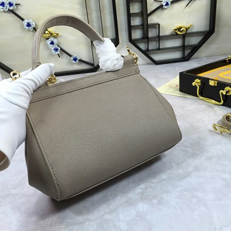 ドルチェ&ガッバーナ シシリー バッグ 偽物 シャイニーカーフスキン dgd39985