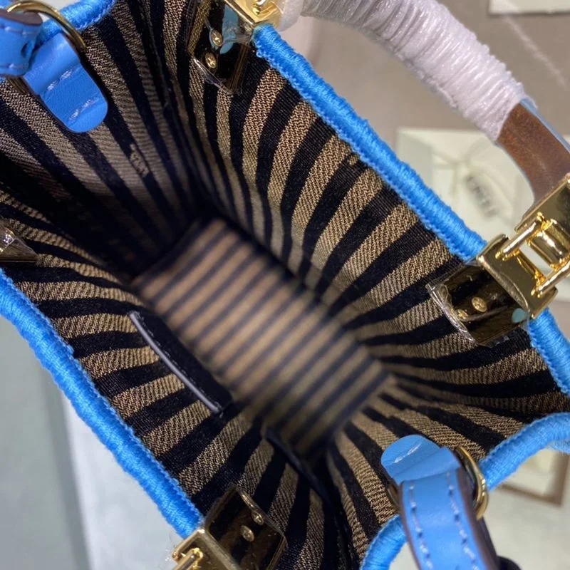 大人気!!新色すぐ届 フェンディ ミニショッパーバッグ 偽物 ラフィア 8BS051AFQPF1ELX