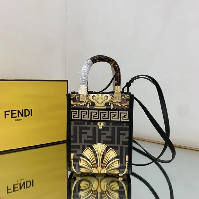 【フェンディ×ヴェルサーチェ ブランド偽物】Fendace◆Sunshine Mini ショッパーバッグ fez34488