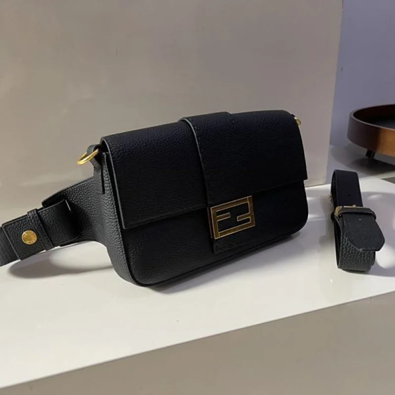 激安価格!フェンディ マイクロ フラット バゲット レザー バッグ コピー fed13953