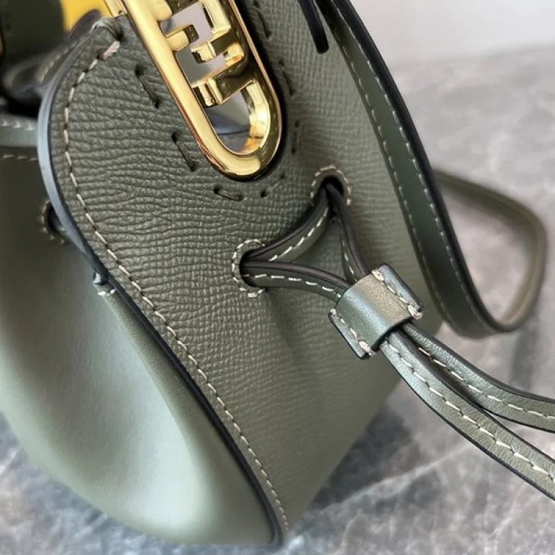完売人気☆上品 フェンディ ハンドバッグ コピー ミニバッグ fee74432