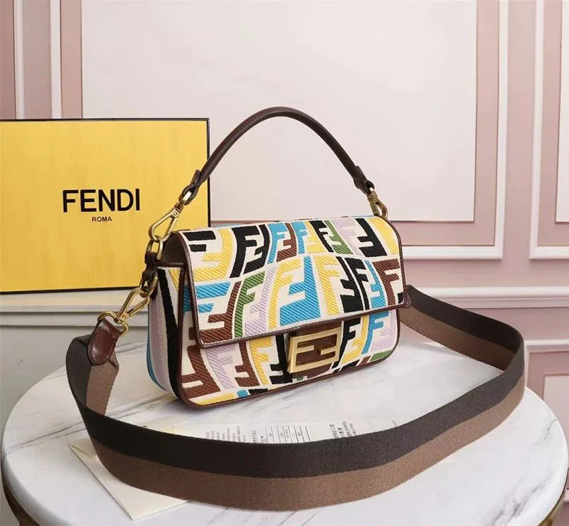 人気急上昇フェンディ コピー バゲット マルチカラーFFキャンバス バッグ fee82076