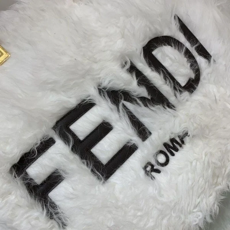 フェンディ サンシャイン ラージ モヘアウール 偽物 feg50269