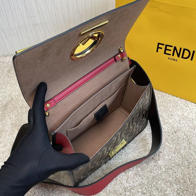 ★日本!!人気！フェンディ キャナイ エフ 偽物 レザー バッグ fej69731