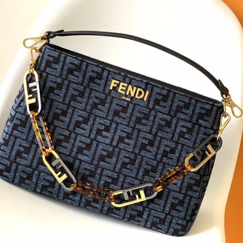 定番人気 フェンディ ショルダーバッグ コピー fen33744