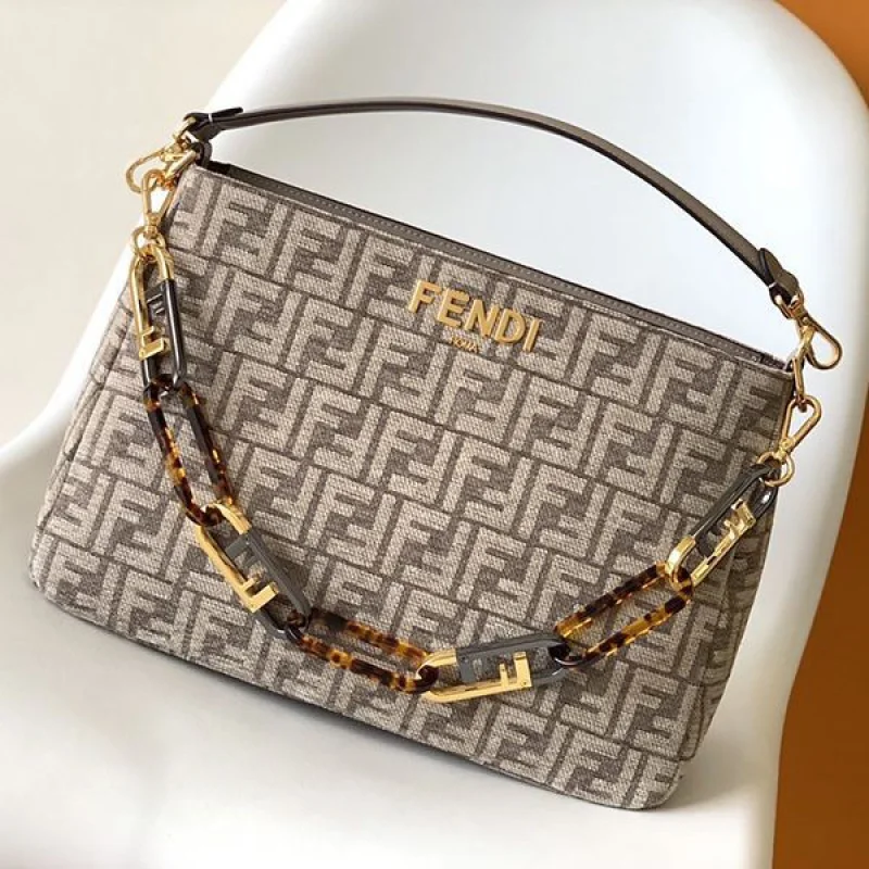 定番人気 フェンディ ショルダーバッグ コピー fen33744
