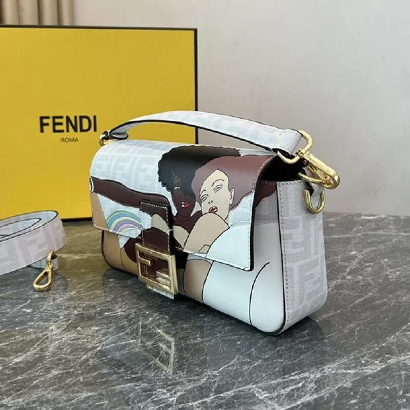 最新でオシャレ フェンディ バゲット コピー ミディアムファブリックバッグ fen90010
