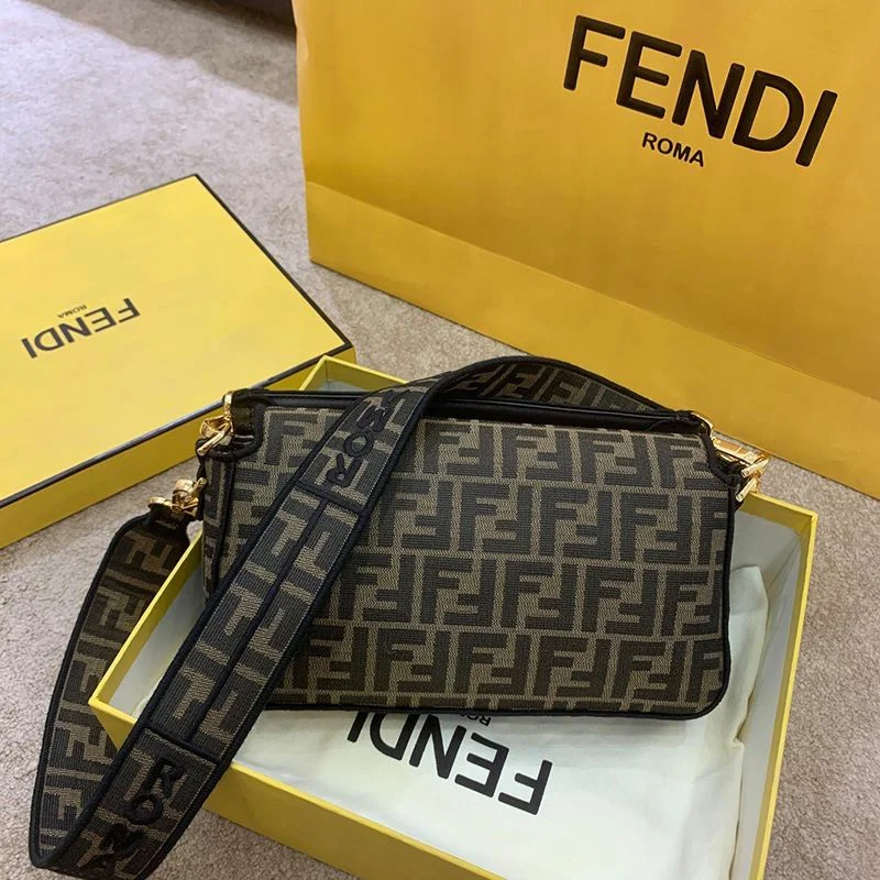 目を惹くカラーフェンディ 偽物 バゲット ファブリック バッグ fep10487