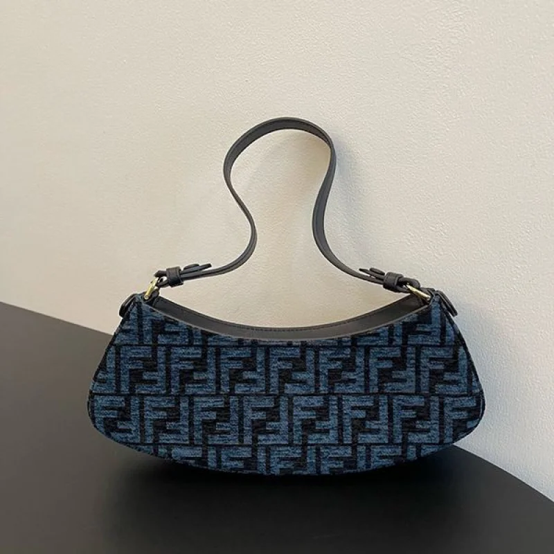 ☆超人気☆フェンディ ショルダーバッグ コピー 2Way ロゴ O LOCK SWING HOBO fet74122